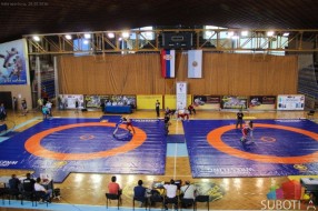 Rvači Spartaka ekipno treći na Prvenstvu Srbije za seniore