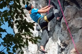 Sportsko penjanje: Takmičari Spartaka se nadmetali na prirodnoj steni nadomak Ljubovije