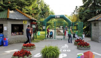 Hranjenje životinja glavna atrakcija u Zoo vrtu