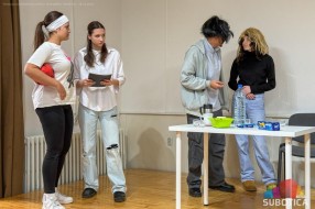 "Inkluzivni omladinski Forum teatar“ - kroz predstavu do stvarnih promena