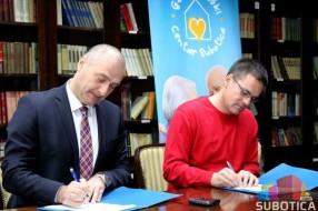 "Trening snage za žene treće životne dobi"