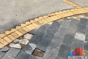 Oštećene granitne ploče biće zamenjene tokom ovog meseca