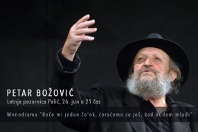 Omogućena kupovina paketa ulaznica za monodramu Petra Božovića na Letnjoj pozornici