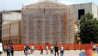 Otkrivanje prednjeg dela Narodnog pozorišta do kraja sedmice