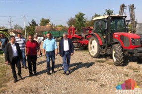 Ministar Nedimović u poseti subotičkim poljoprivrednicima