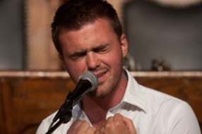Humanitarni koncert Dušana Svilara u Gradskoj kući