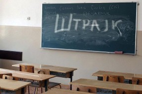 Prosvetarima jednokratna pomoć do kraja novembra