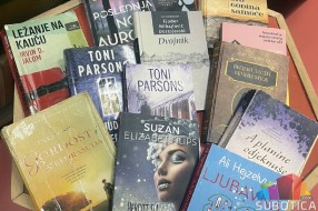 Leto u znaku trilera i ljubavnih romana – biblioteka puna čitalaca svih generacija