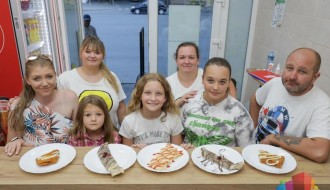 Slatko-slani užitak je dobio novu dimenziju - palačinke od pola metra