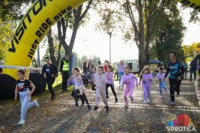 Skoro 1.200 školaraca trčalo "za srećnije detinjstvo"