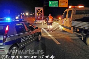 Prevrnula se cisterna sa gasom na autoputu nadomak Palića