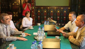 Predato preko 15.000 potpisa protiv "pogrebnog monopola"