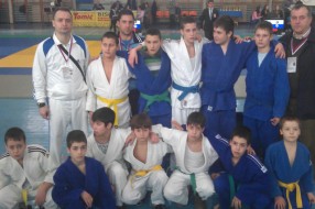 5 medalja mladih džudista na turniru u Temerinu