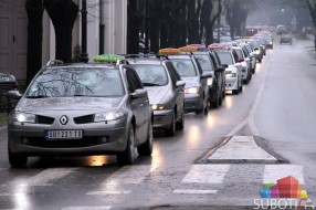 Predložena nova odluka o taksi prevozu