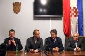 Manjinske zajednice su prirodan partner demokratama, kaže Pajtić