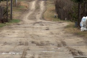 Stanovnici Bračke ulice još uvek čekaju asfalt