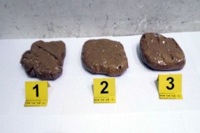 Carinici u kombiju pronašli 1,3 kilograma marihuane