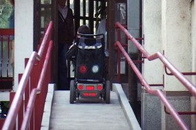 ZZJZ pristupačan i osobama sa invaliditetom