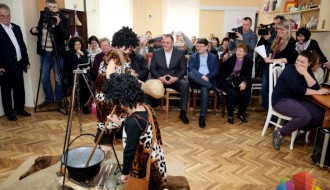 Predstavom obeležen Dan Doma za odrasle