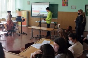 Školarci čuvaju maternji jezik