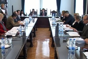 Grad diže kredit za završetak infrastrukture?