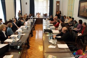 Održan okrugli sto „Usluge socijalne zaštite za osobe s invaliditetom u Subotici“