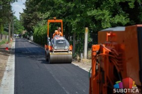 Stanovnici Jasenovačke ulice dobili asfalt