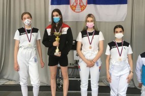 Mačevanje: Uspešni nastupi Spartakovih takmičara na prvenstvima Srbije za pionire, kadete, juniore i seniore