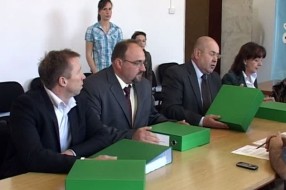 SVM predao listu za većinske pokrajinske izbore