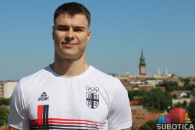 Plivanje: Andrej Barna osvojio zlato na "USA Pro Swim Series"