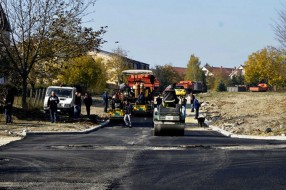 U Bajmoku u toku obnavljanje asfaltne podloge