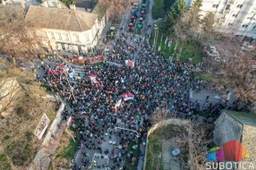 Sa protesta poslat poziv građanima za zborove:  "Niko neće doći da nas spase"