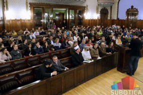 Poslednja u nizu tribina okruglog stola "Bog i deca Avramova"