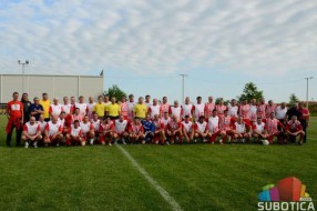 Fudbal: "Preporod" ugostio veterane Crvene zvezde, gosti slavili 8:1