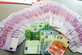Preko Horgoša pokušao da pređe sa skrivenih pedesetak hiljada evra