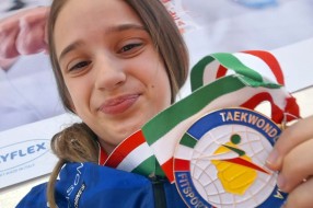 Mlada nada subotičkog sporta: Lena Avramov je evropski i svetski šampion u taekvondou