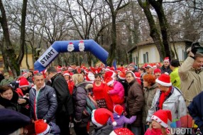Na Paliću održana tradicionalna 9. trka Deda Mrazova