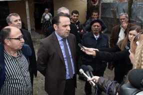 Ljajić: Treba što više romske dece da završi školu