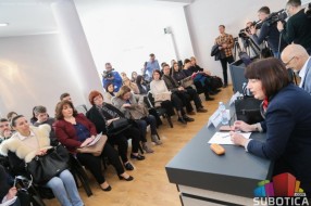 Više od petine roditelja ne plaća alimentaciju