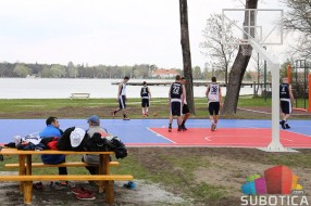 Na Paliću obnovljeni košarkaški teren i teretana na otvorenom