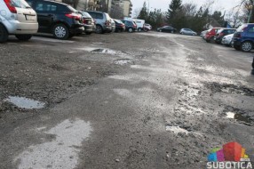 Izgradnja parkinga ispred Hale sportova najvažniji zadatak MZ Dudova šuma