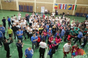 "Nova Gradiška" i "Vojvođanke" pobednici 2. međunarodnog rukometnog turnir veterana