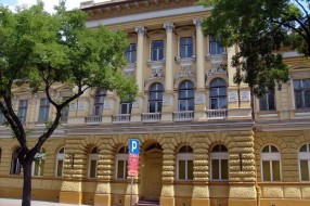 Zbog sumnje na kovid zarazu Učiteljski fakultet na mađarskom jeziku prelazi na onlajn nastavu