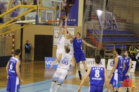Košarkaši Spartaka odličnom igrom u potpunosti nadigrali Slogu (96:54)