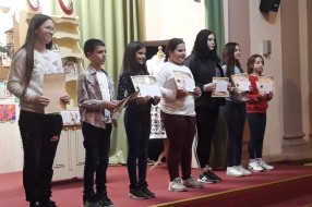 Nagrađeni đaci na foto-konkursu pod nazivom "Poštujmo različitosti"