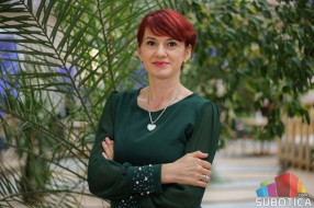 Majkа dve devojčice zbog kancera već u 41. godini morala u invalidsku penziju - i posle svega poručuje "Život je lep!"