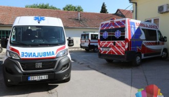 Hitna pomoć dobila novi minibus za prevoz pacijenata kojima je neophodna dijaliza