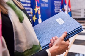 Podrška porodicama sa troje ili četvoro dece da reše stambeno pitanje i ženama da postanu vlasnice nekretnina