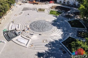 Fontana na rekonstruisanom Trgu biće završena u roku, probno testiranje mlaznica počekom naredne sedmice