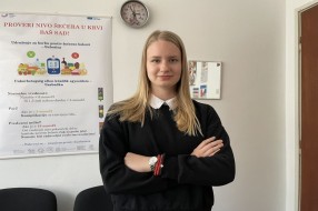 Milica živi sa dijabetesom od prve godine srednje škole: "Moj šećer mi je nekad prijatelj, nekad neprijatelj"